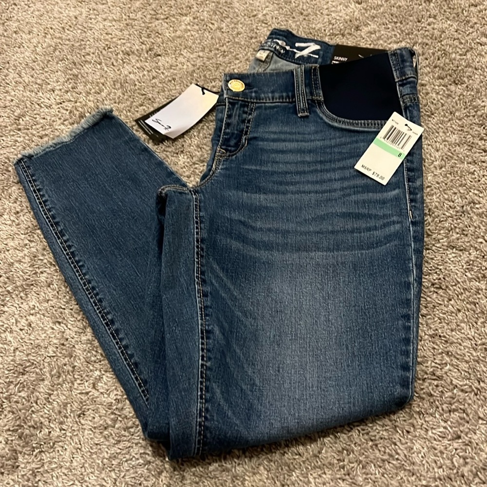 NWT $79 Women’s Seven 7 Skinny Jeans 8 Denim Frayed hem Stretch ankle cropped